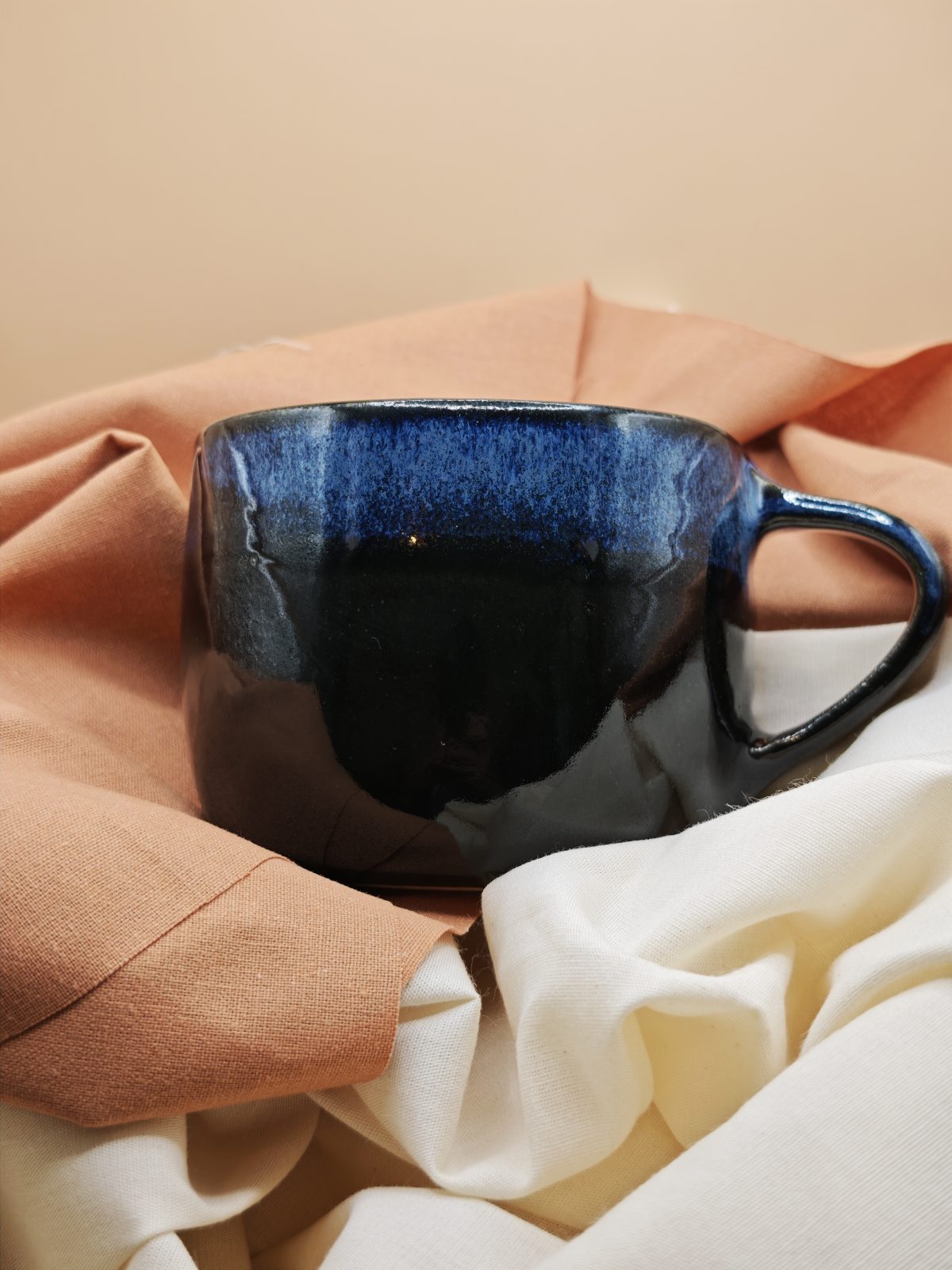 Tasse à café avec anse
